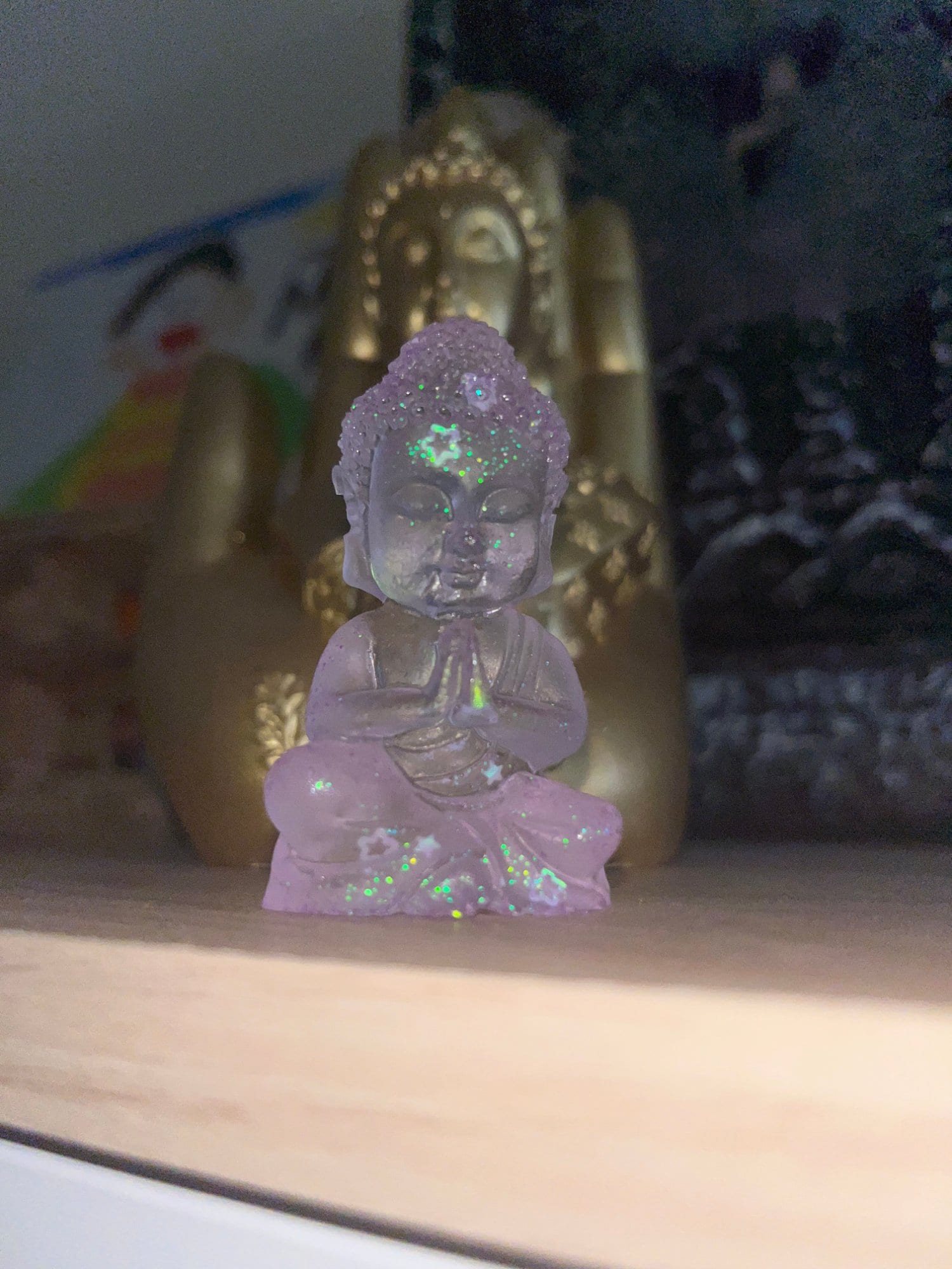 Pequeno Monge Figurine with Sparkling Glitter